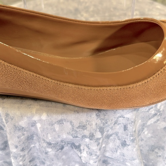 BCBGeneration “Alonsa” Caramel Suede Pointed Toe Dress Low Wedges WMS 7.5B🧡EUC - Picture 5 of 10